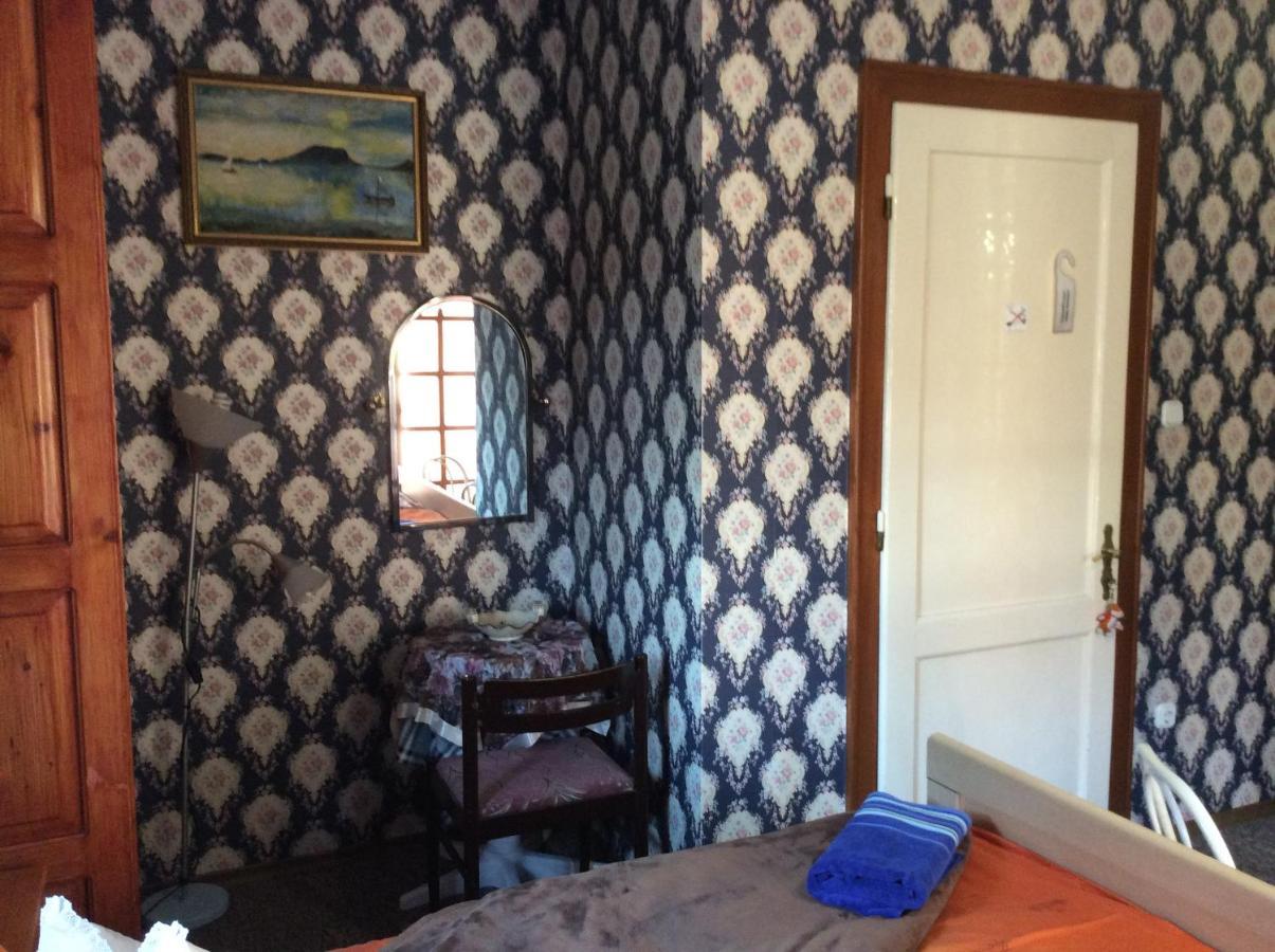 Ilona Kis Kastely Panzio Hotell Keszthely Eksteriør bilde